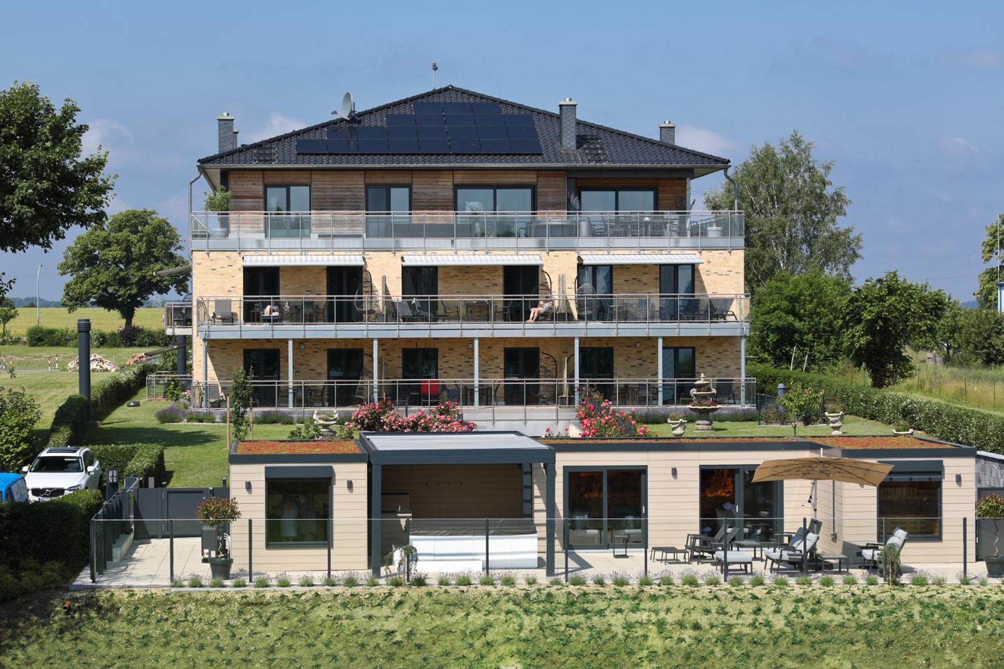 Kells Appartements Klink Exterior photo